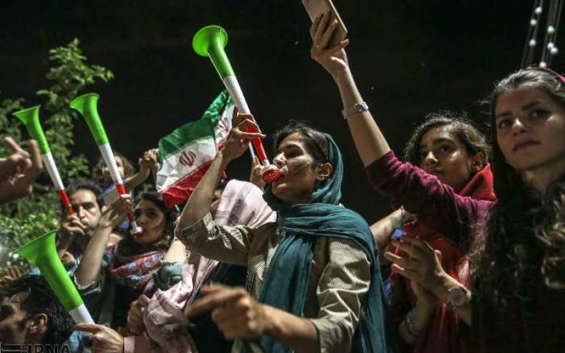 جای خالی شادی جمعی در ایران